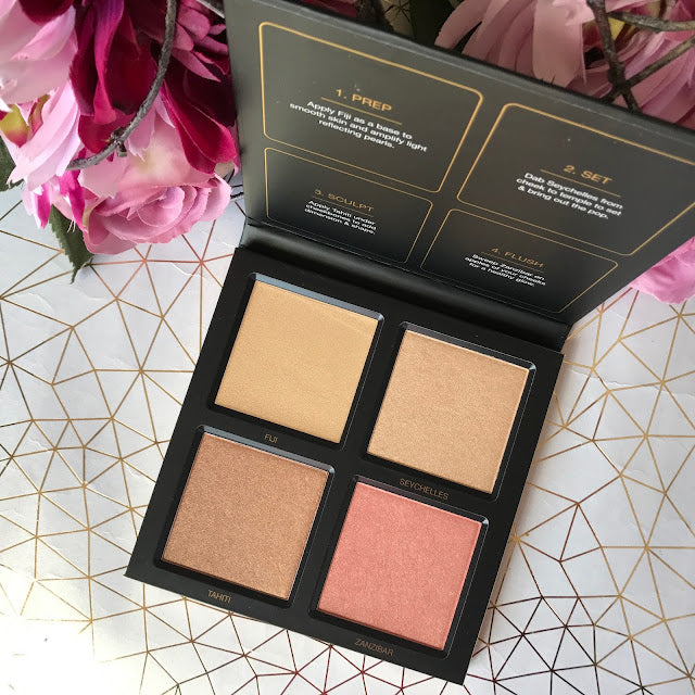 Huda Beauty - 3D Highlighter Palette (Shade Golden Sands)